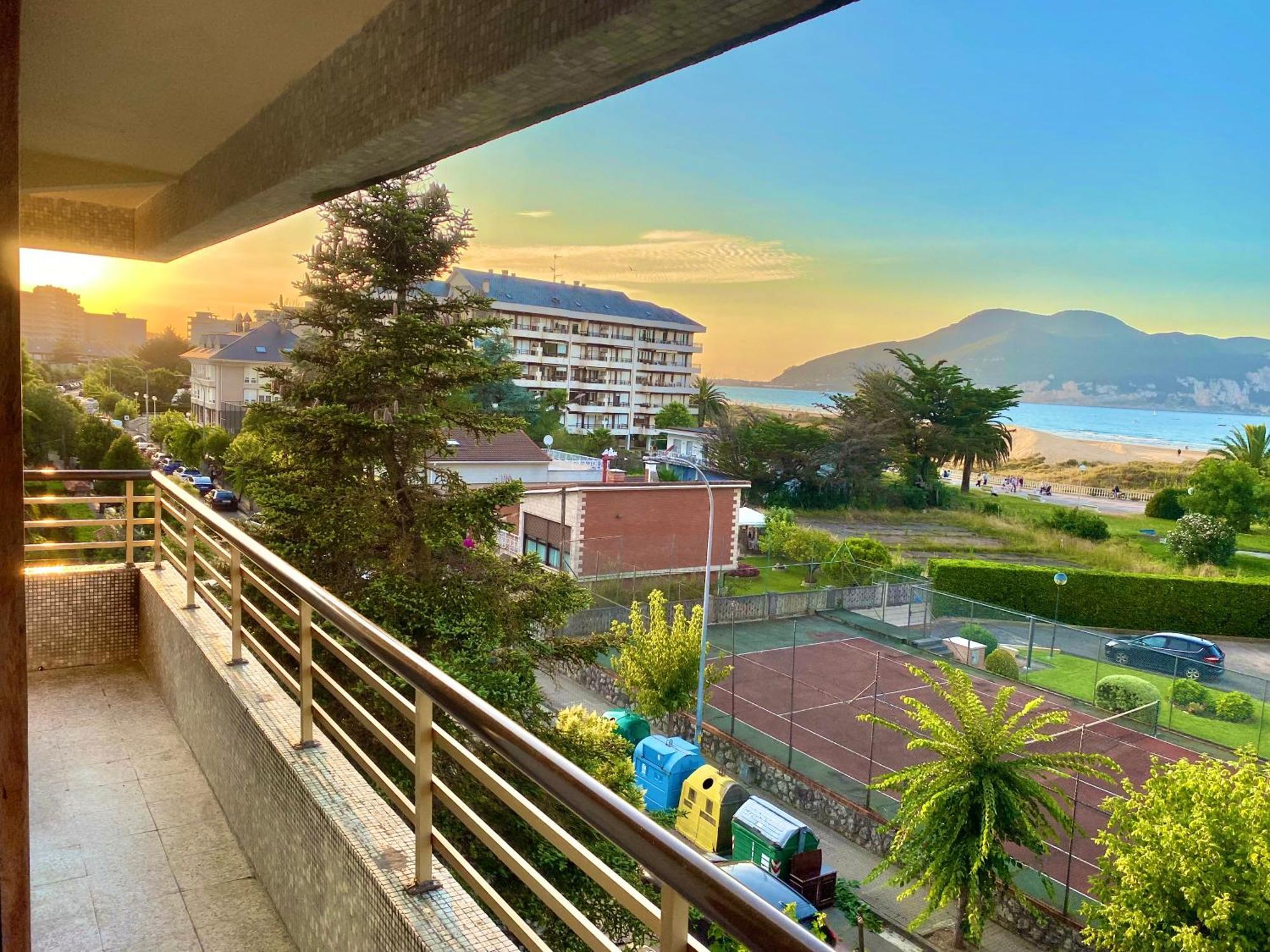 Apartment Laredo Sea Beach 部屋 写真